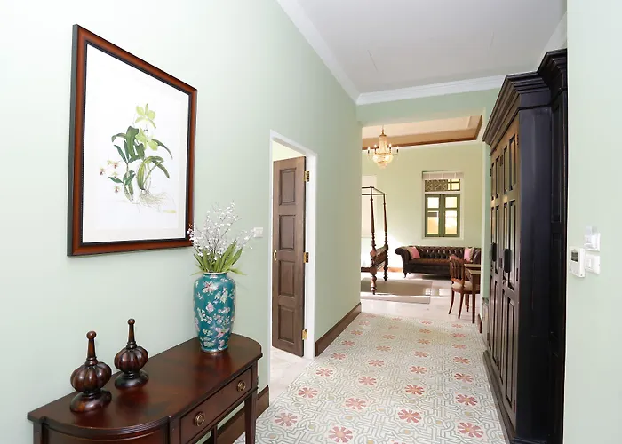 Baan 2459 Heritage House 4*
