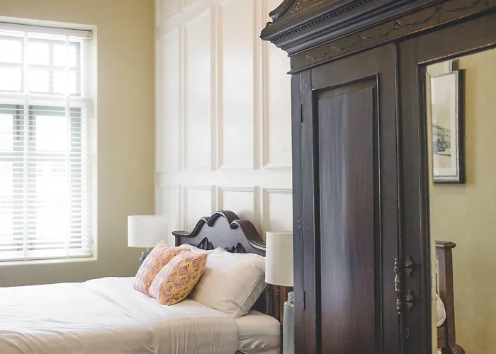 מלון Baan 2459 Heritage House 4*